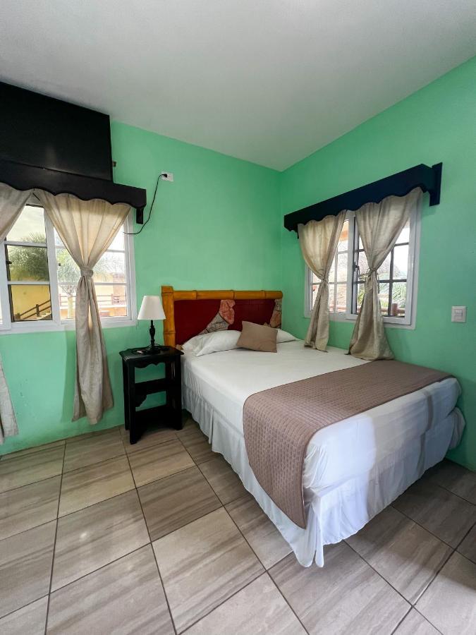 Hotel Pazifico En Monterrico Luaran gambar