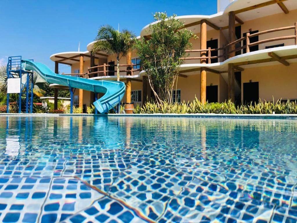Hotel Pazifico En Monterrico Luaran gambar