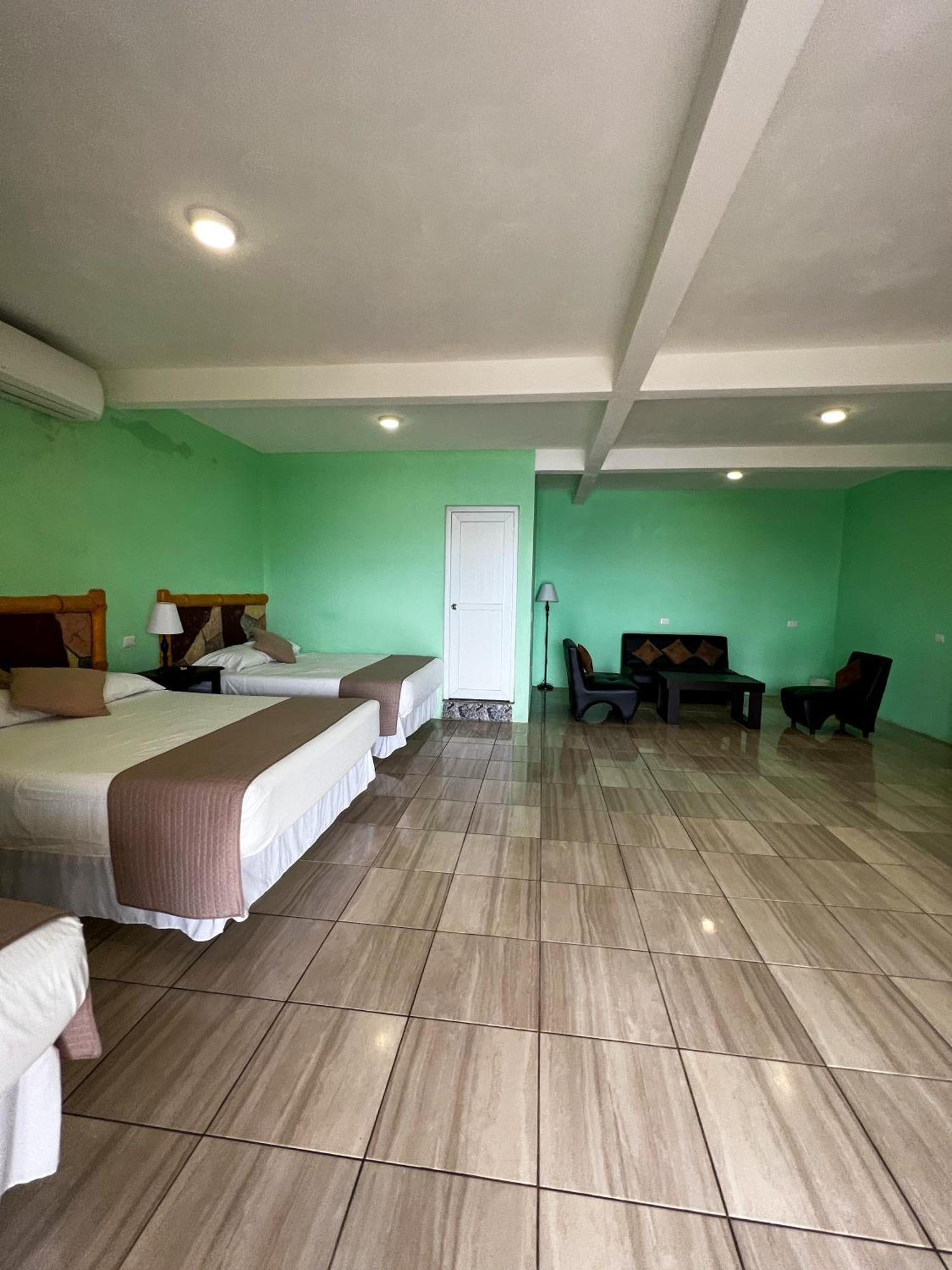 Hotel Pazifico En Monterrico Luaran gambar